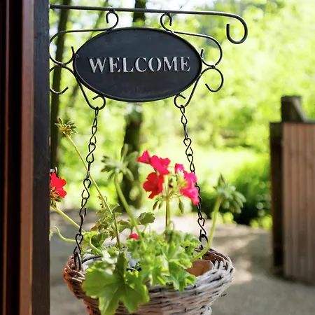Nature Retreat In Waimes, Cleaning Included