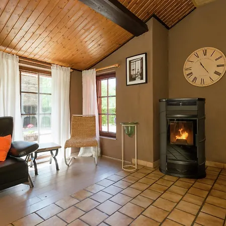 بيت للعطل Nature Retreat In Waimes, Cleaning Included